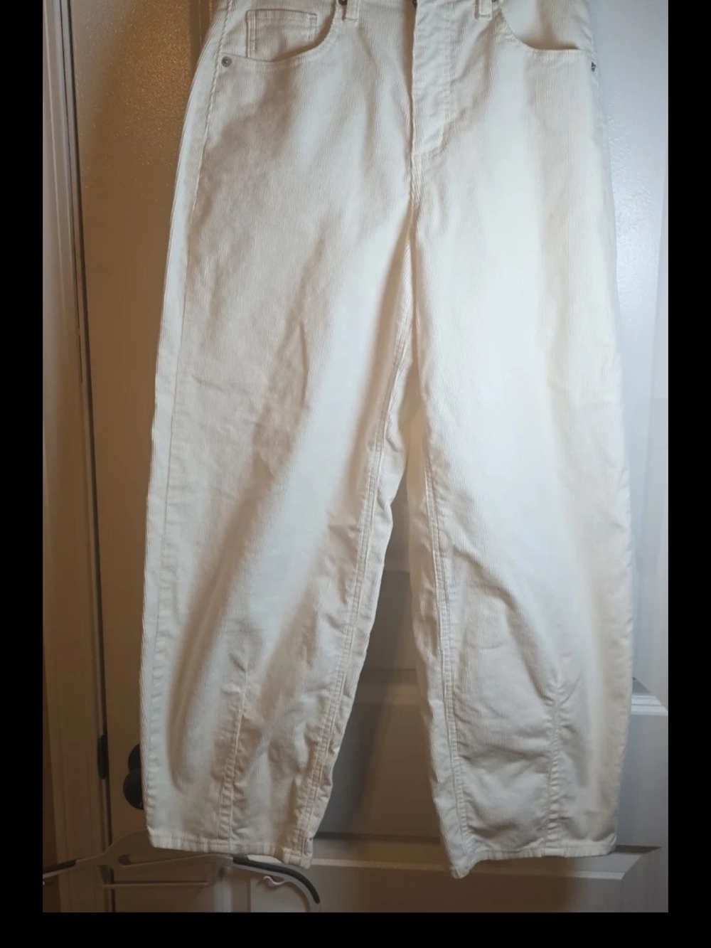 High Rise barrel cream corduroy pants Jeans
